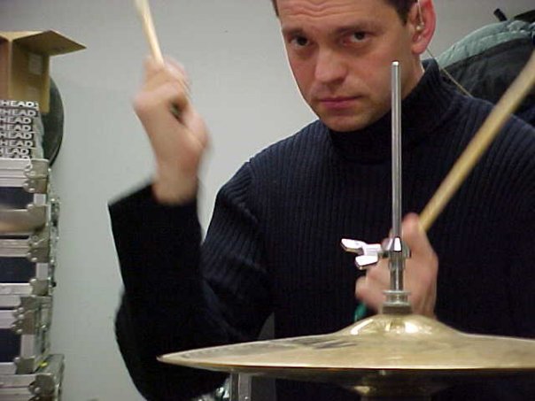 Semisonic Drummer Slips on Ice, Breaks Hand