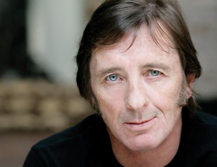 Phil Rudd wants his AC/DC gig back